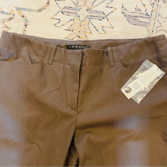 ⭐️ THEORY NWT Clinton Brown Knee Length Shorts - Picture 4 of 6